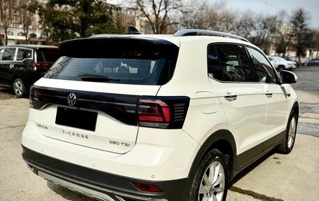 Volkswagen T-Cross I, 2021 год, 1 410 000 рублей, 6 фотография
