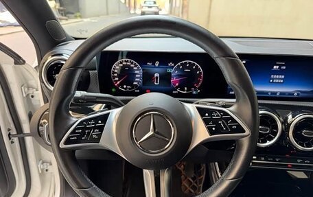 Mercedes-Benz A-Класс, 2023 год, 2 150 000 рублей, 7 фотография