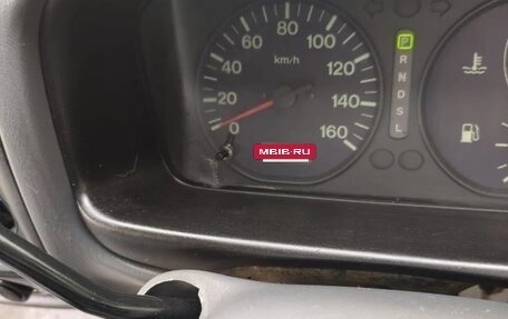Mitsubishi Delica IV, 2001 год, 400 000 рублей, 9 фотография