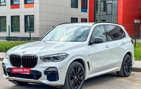 BMW X5, 2019 год, 6 720 000 рублей, 2 фотография
