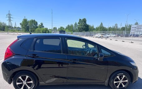 Honda Fit III, 2016 год, 1 099 000 рублей, 2 фотография