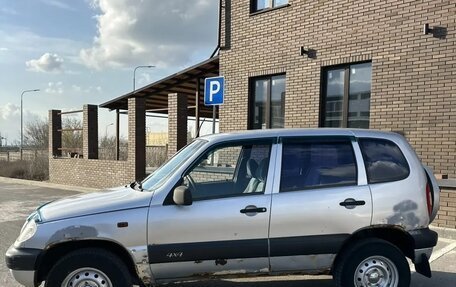 Chevrolet Niva I рестайлинг, 2005 год, 250 000 рублей, 3 фотография
