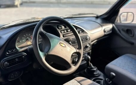 Chevrolet Niva I рестайлинг, 2005 год, 250 000 рублей, 7 фотография