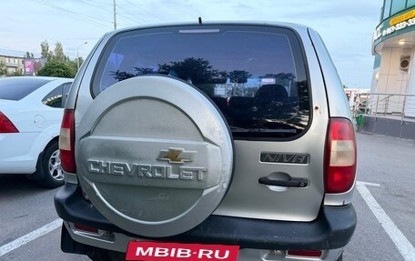 Chevrolet Niva I рестайлинг, 2005 год, 250 000 рублей, 2 фотография
