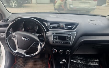 KIA Rio III рестайлинг, 2016 год, 600 000 рублей, 8 фотография