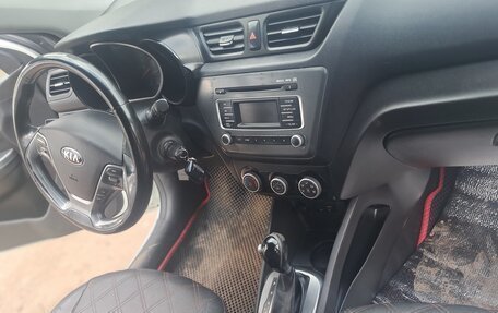 KIA Rio III рестайлинг, 2016 год, 600 000 рублей, 11 фотография