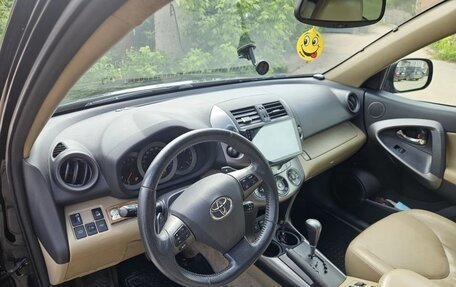 Toyota RAV4, 2011 год, 1 300 000 рублей, 13 фотография