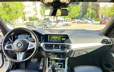 BMW 3 серия, 2019 год, 3 300 000 рублей, 14 фотография