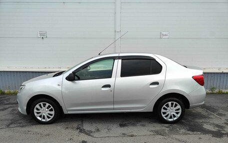 Renault Logan II, 2018 год, 649 000 рублей, 6 фотография