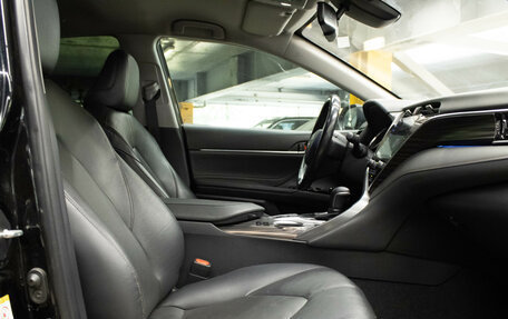 Toyota Camry, 2018 год, 2 499 000 рублей, 11 фотография