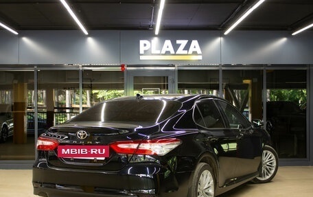 Toyota Camry, 2018 год, 2 499 000 рублей, 4 фотография