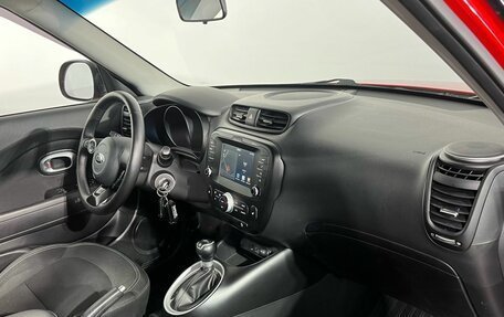 KIA Soul II рестайлинг, 2018 год, 1 745 000 рублей, 9 фотография