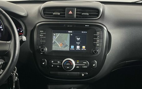 KIA Soul II рестайлинг, 2018 год, 1 745 000 рублей, 11 фотография