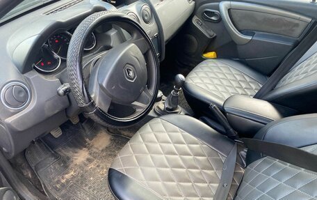 Renault Duster I рестайлинг, 2017 год, 949 000 рублей, 5 фотография
