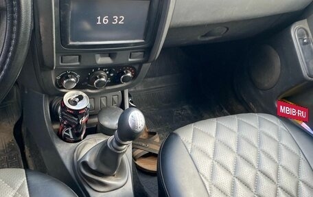 Renault Duster I рестайлинг, 2017 год, 949 000 рублей, 6 фотография