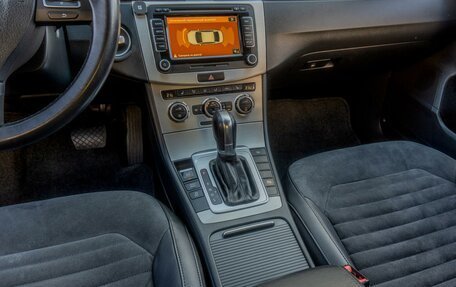 Volkswagen Passat B7, 2013 год, 1 289 000 рублей, 21 фотография