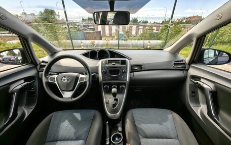 Toyota Verso I, 2013 год, 1 379 000 рублей, 12 фотография