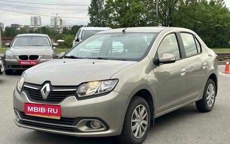 Renault Logan II, 2015 год, 949 000 рублей, 1 фотография
