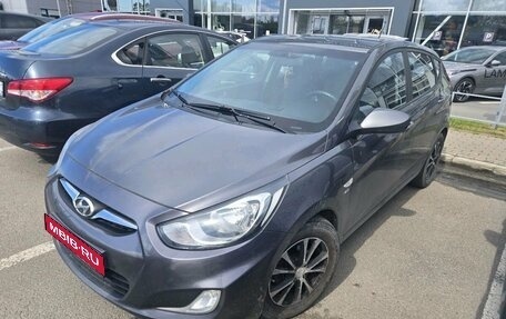 Hyundai Solaris II рестайлинг, 2013 год, 799 000 рублей, 1 фотография