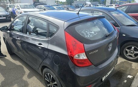 Hyundai Solaris II рестайлинг, 2013 год, 799 000 рублей, 2 фотография