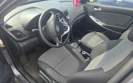 Hyundai Solaris II рестайлинг, 2013 год, 799 000 рублей, 5 фотография