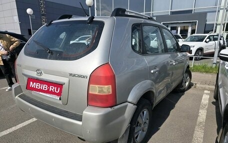Hyundai Tucson III, 2008 год, 529 000 рублей, 3 фотография