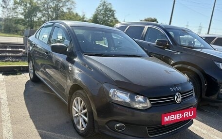 Volkswagen Polo VI (EU Market), 2015 год, 909 000 рублей, 2 фотография