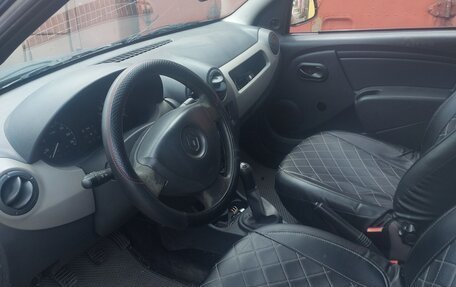 Renault Logan I, 2012 год, 390 000 рублей, 2 фотография