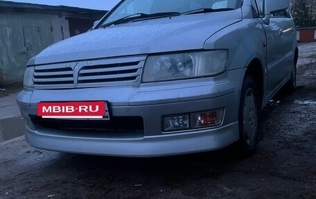 Mitsubishi Chariot III, 2001 год, 225 000 рублей, 2 фотография