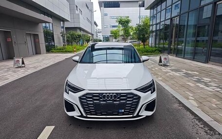 Audi A3, 2023 год, 2 400 000 рублей, 2 фотография