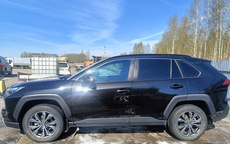 Toyota RAV4, 2024 год, 3 750 000 рублей, 5 фотография