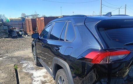 Toyota RAV4, 2024 год, 3 750 000 рублей, 6 фотография