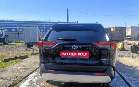 Toyota RAV4, 2024 год, 3 750 000 рублей, 8 фотография