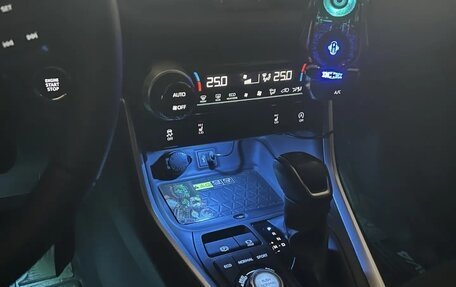 Toyota RAV4, 2024 год, 3 750 000 рублей, 34 фотография