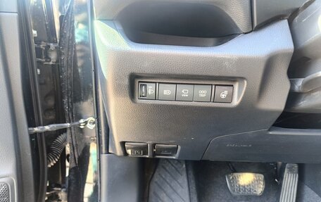 Toyota RAV4, 2024 год, 3 750 000 рублей, 26 фотография