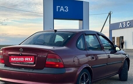 Opel Vectra B рестайлинг, 1996 год, 160 000 рублей, 3 фотография