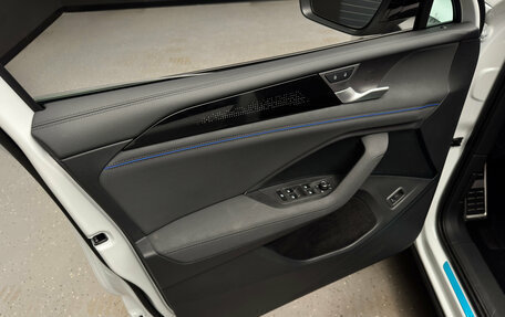 Volkswagen Tiguan, 2026 год, 4 890 000 рублей, 15 фотография
