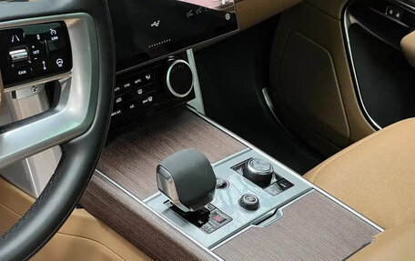Land Rover Range Rover IV рестайлинг, 2025 год, 14 950 000 рублей, 13 фотография