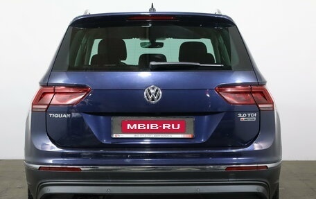 Volkswagen Tiguan II, 2017 год, 2 249 000 рублей, 5 фотография