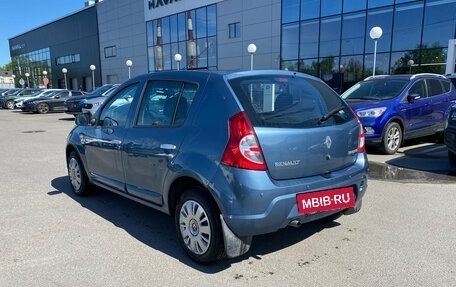 Renault Sandero I, 2013 год, 449 000 рублей, 2 фотография