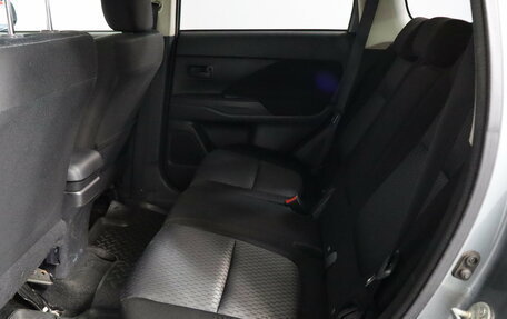 Mitsubishi Outlander III рестайлинг 3, 2012 год, 1 099 000 рублей, 13 фотография