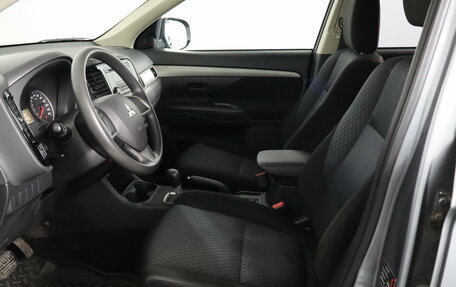 Mitsubishi Outlander III рестайлинг 3, 2012 год, 1 099 000 рублей, 8 фотография