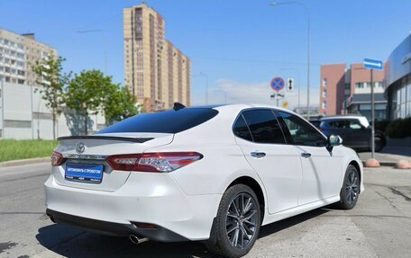 Toyota Camry, 2023 год, 3 750 000 рублей, 4 фотография