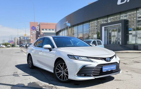 Toyota Camry, 2023 год, 3 750 000 рублей, 3 фотография