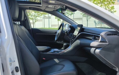 Toyota Camry, 2023 год, 3 750 000 рублей, 14 фотография