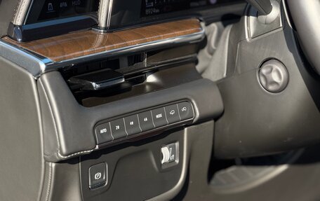 Cadillac Escalade V, 2023 год, 14 500 000 рублей, 25 фотография
