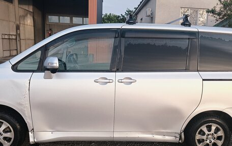 Toyota Voxy II, 2009 год, 1 150 000 рублей, 6 фотография