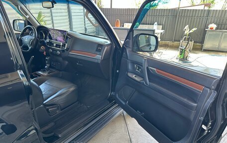 Mitsubishi Pajero IV, 2008 год, 2 150 000 рублей, 20 фотография