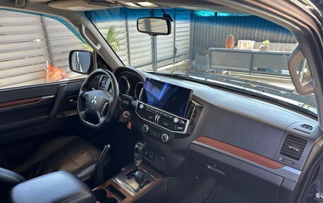 Mitsubishi Pajero IV, 2008 год, 2 150 000 рублей, 23 фотография