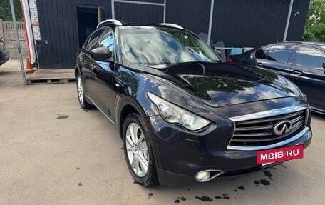 Infiniti QX70, 2014 год, 2 200 000 рублей, 4 фотография